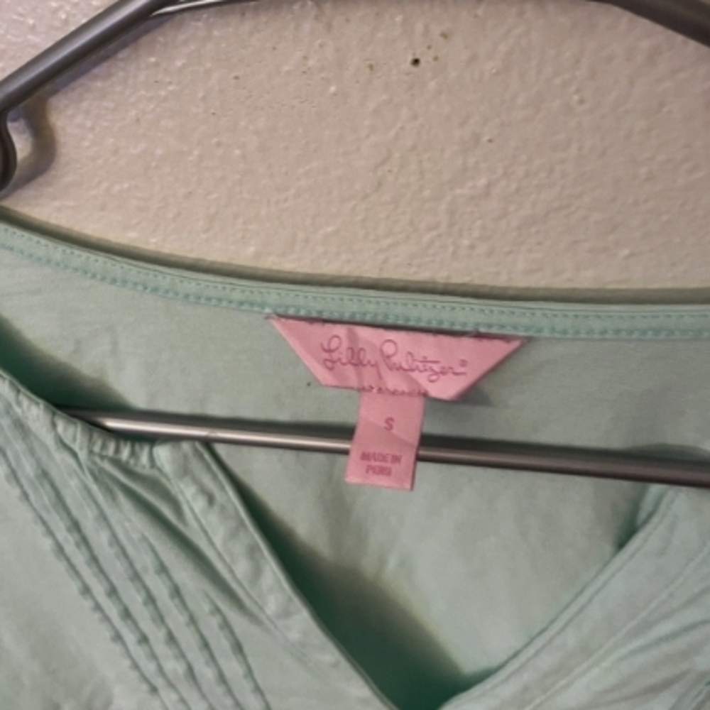 Lilly Pulitzer Light Green Blouse - Picture 2 of 3